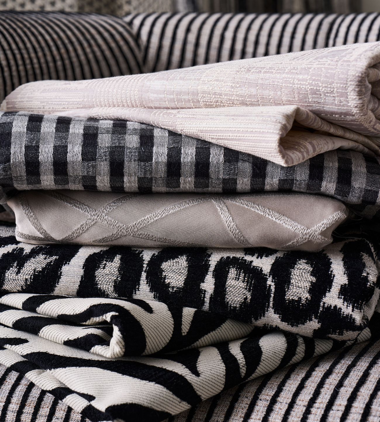 Английская ткань Clarke & Clarke, коллекция Metropolitan, артикул F1771/01 Английская ткань Clarke & Clarke, коллекция Metropolitan, артикул F1771/01