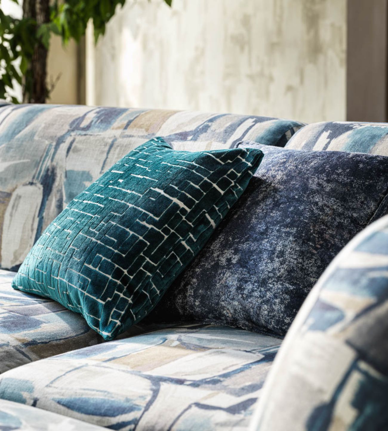 Английская ткань Clarke & Clarke, коллекция Vivido, артикул F1696/03 Английская ткань Clarke & Clarke, коллекция Vivido, артикул F1696/03