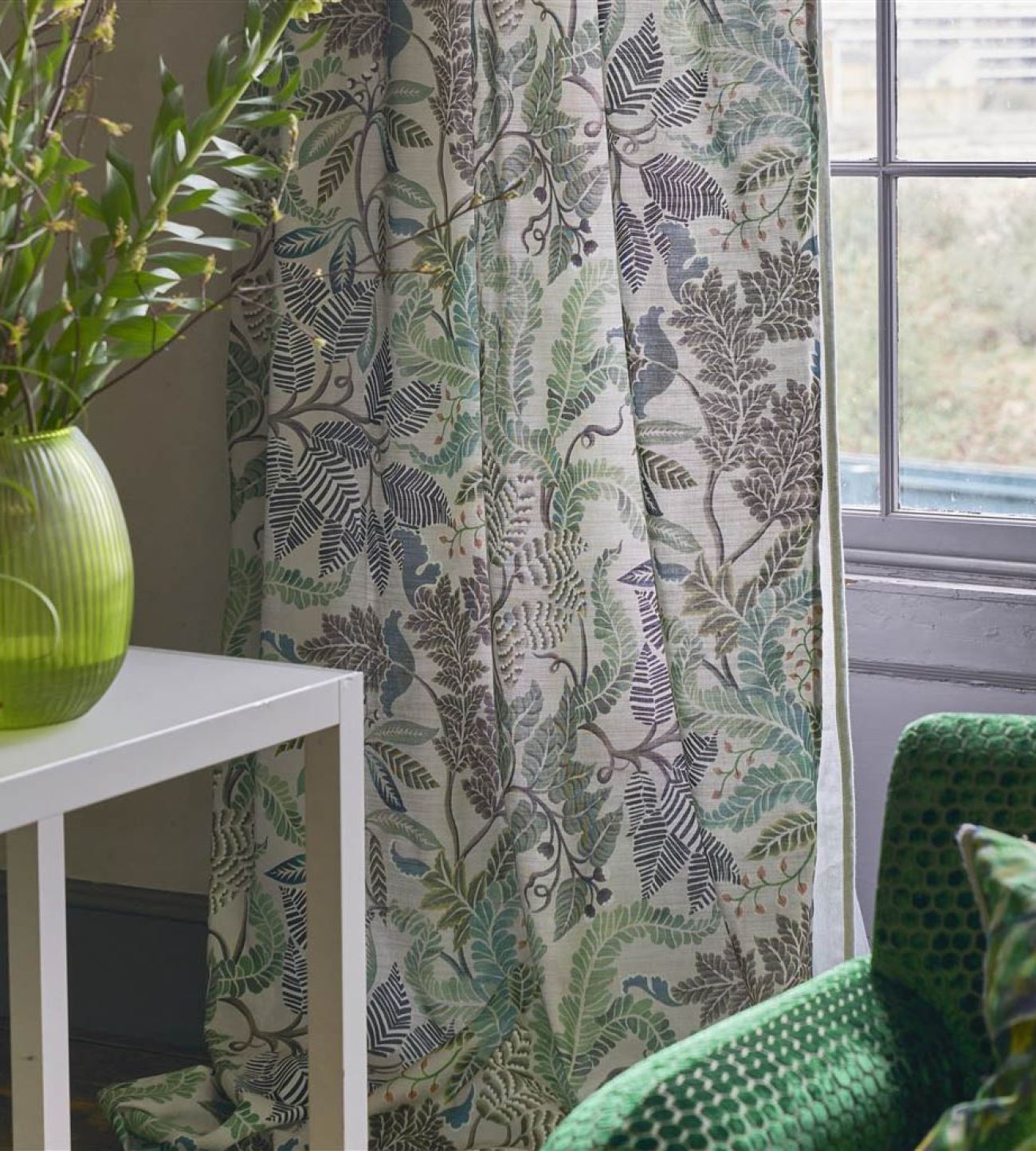 Английская ткань Designers Guild, коллекция Fleurs d'artistes, артикул FDG3109/01 Английская ткань Designers Guild, коллекция Fleurs d'artistes, артикул FDG3109/01