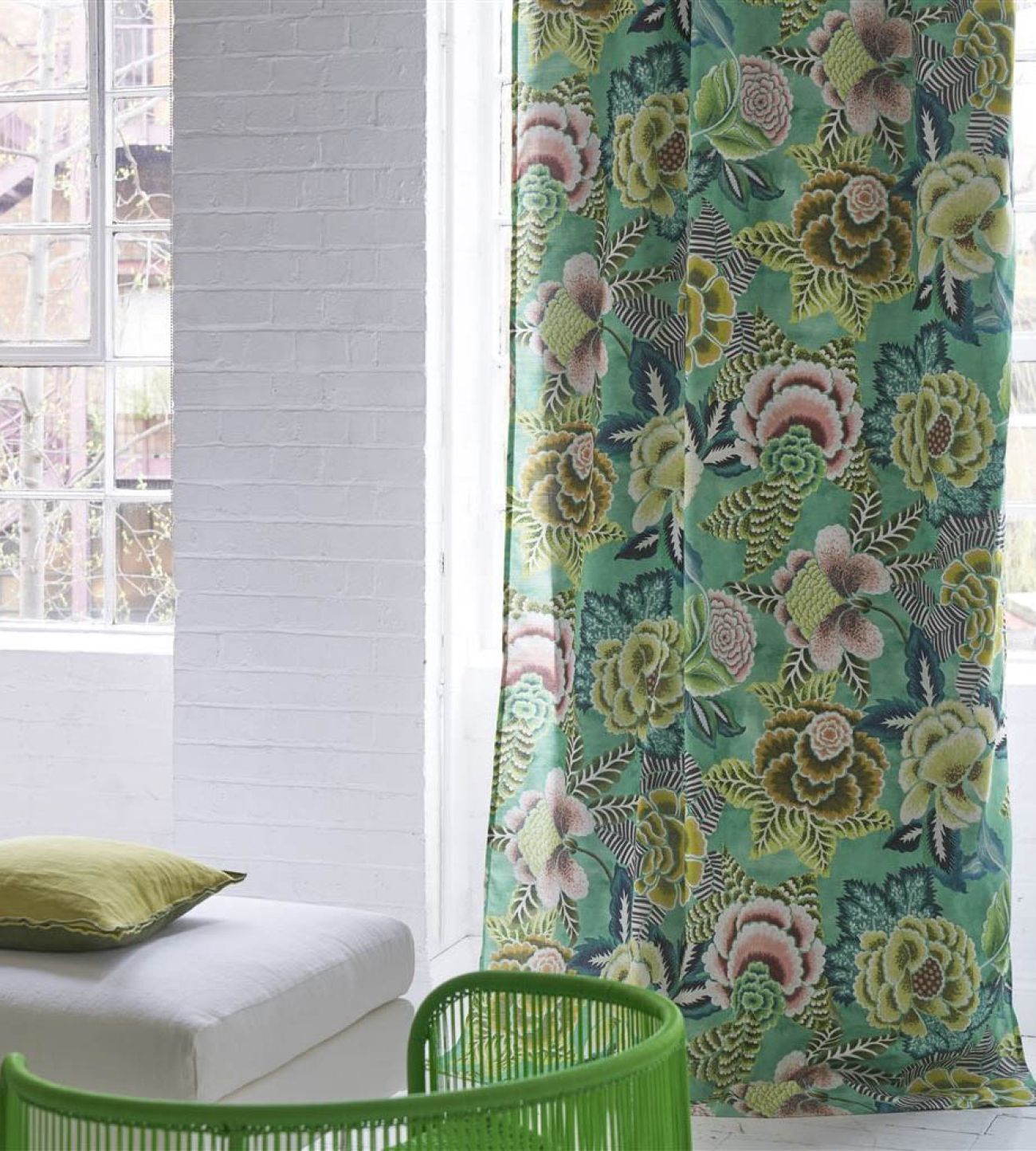 Английская ткань Designers Guild, коллекция Fleurs d'artistes, артикул FDG3110/02 Английская ткань Designers Guild, коллекция Fleurs d'artistes, артикул FDG3110/02
