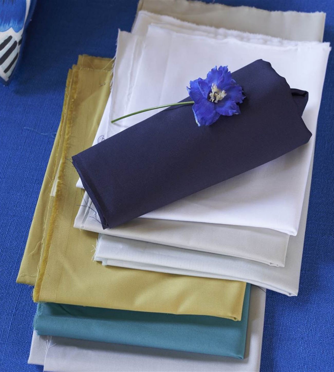 Английская ткань Designers Guild, коллекция Perledo, артикул FDG3103/16 Английская ткань Designers Guild, коллекция Perledo, артикул FDG3103/16