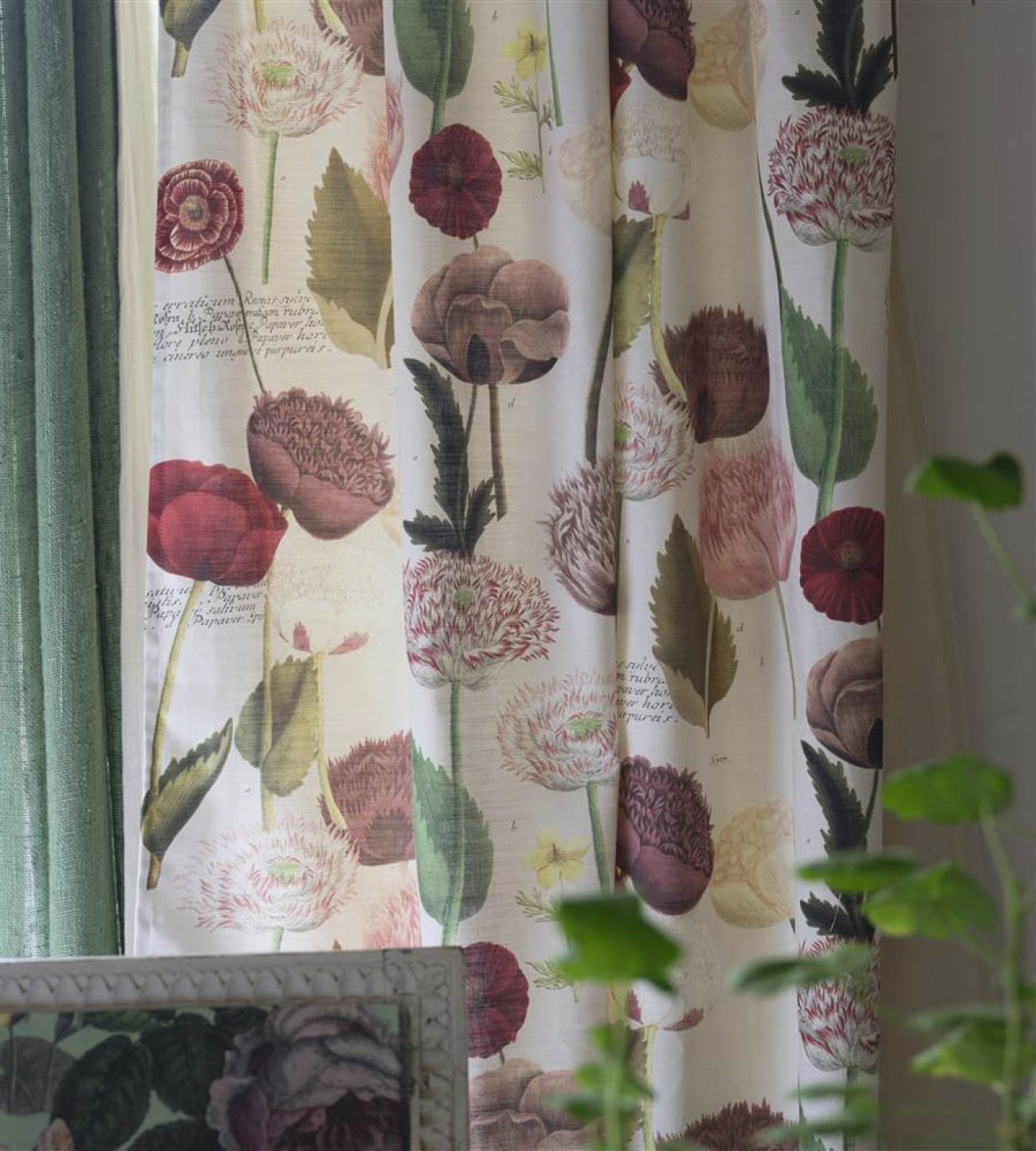 Английская ткань Designers Guild, коллекция Picture Book III, артикул FJD6054/01 Английская ткань Designers Guild, коллекция Picture Book III, артикул FJD6054/01