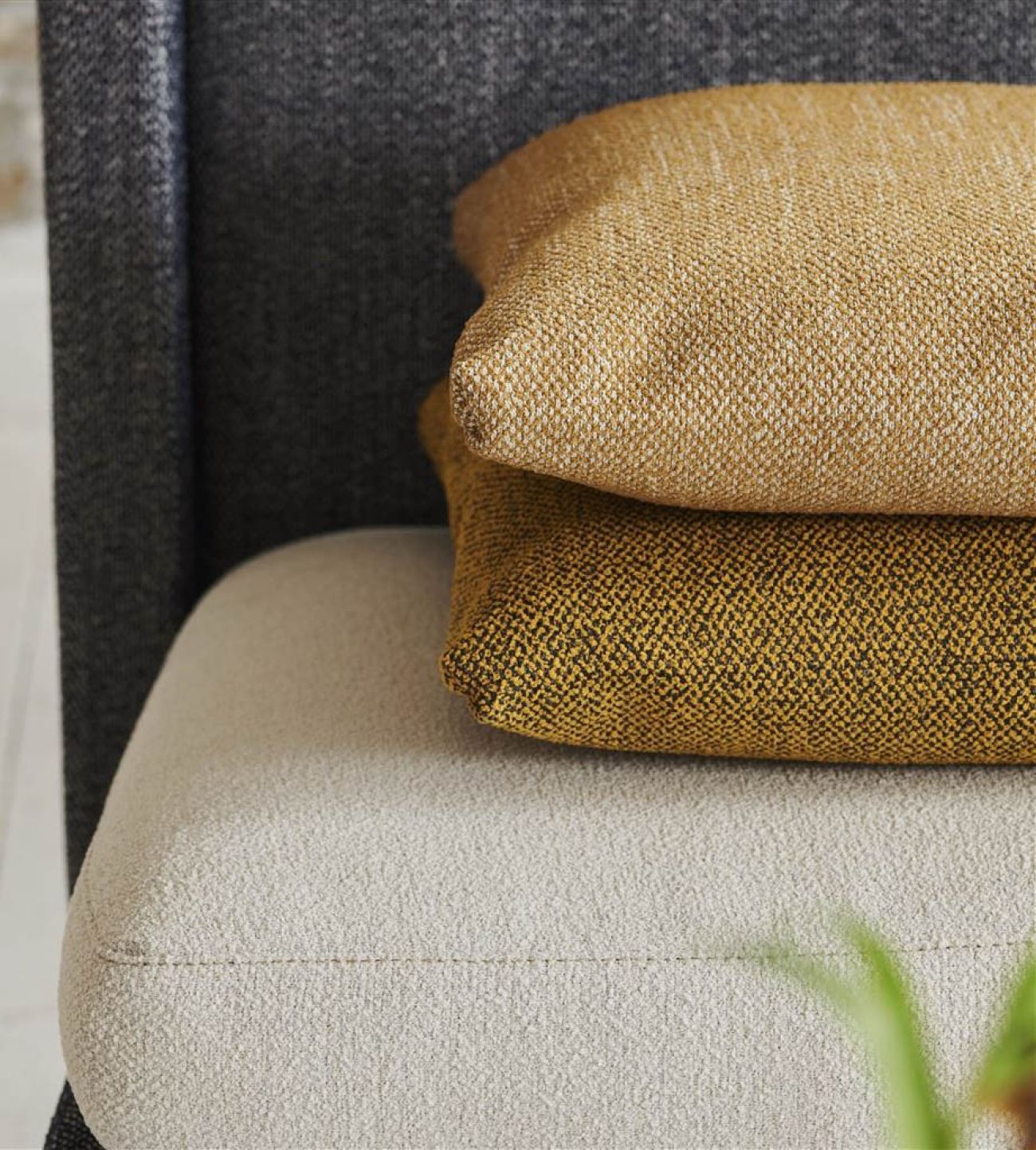 Английская ткань Designers Guild, коллекция Torrington, артикул FDG3101/18