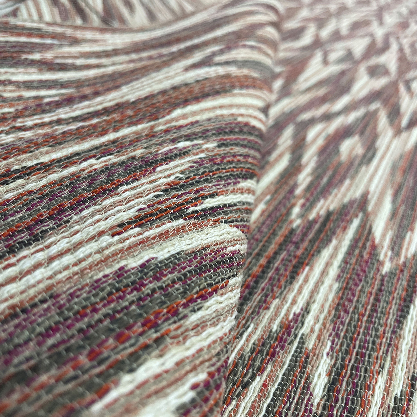 Испанская ткань Gaston y Daniela, коллекция Norna, артикул GDT5813-003 Испанская ткань Gaston y Daniela, коллекция Norna, артикул GDT5813-003