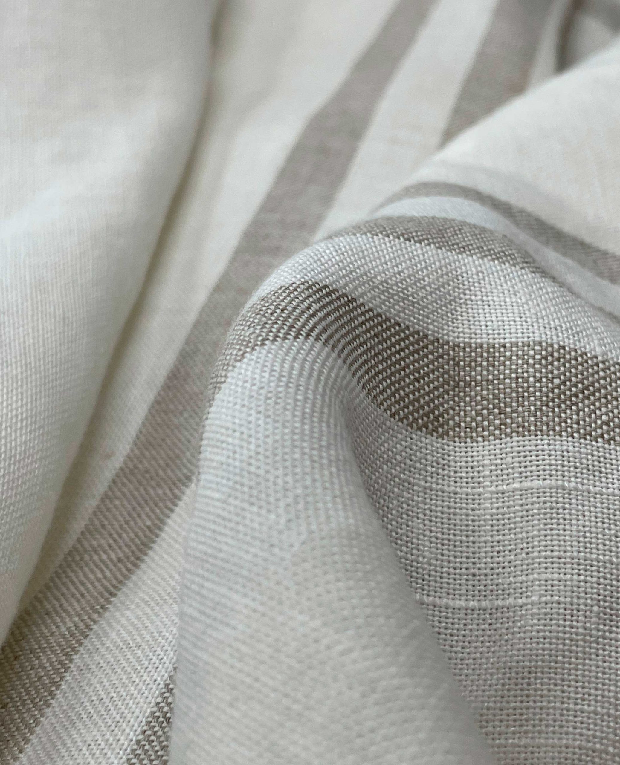 Испанская ткань Gaston y Daniela, коллекция Tauris, артикул GDT5733-002 Испанская ткань Gaston y Daniela, коллекция Tauris, артикул GDT5733-002