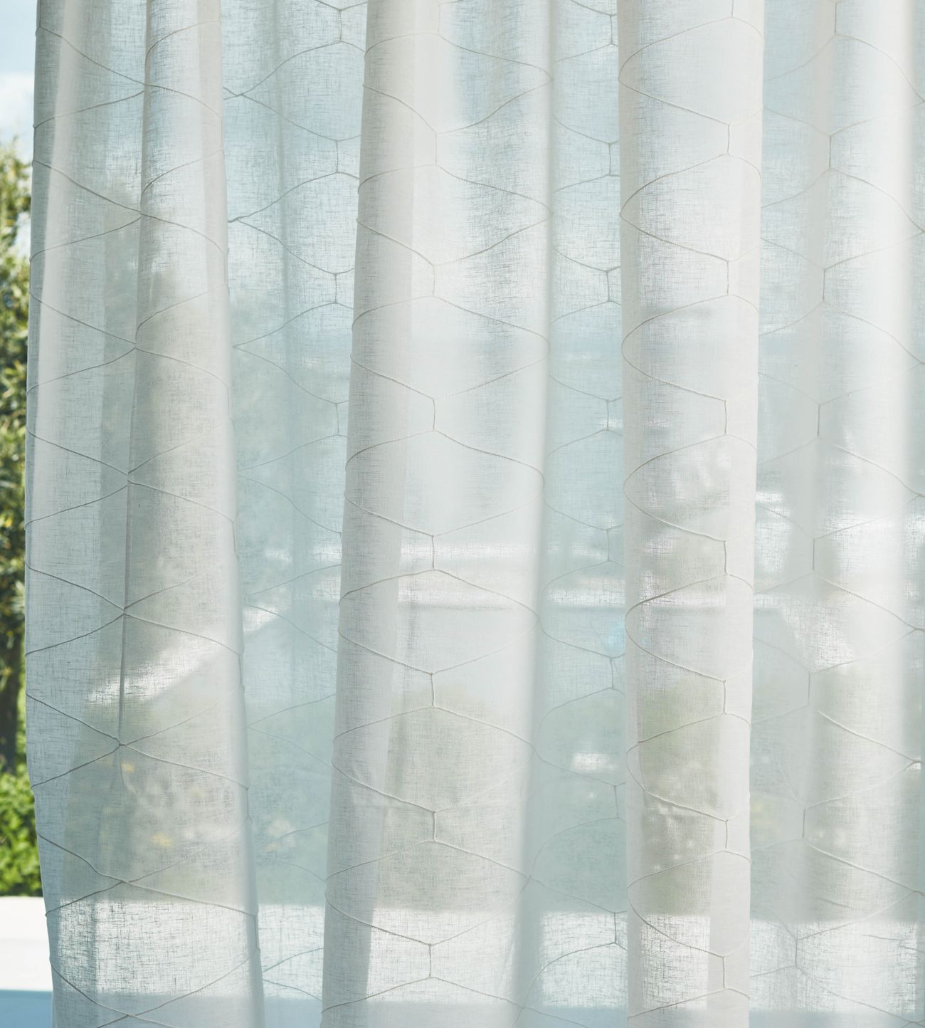 Английская ткань Harlequin, коллекция Sheers I, артикул 133935 Английская ткань Harlequin, коллекция Sheers I, артикул 133935