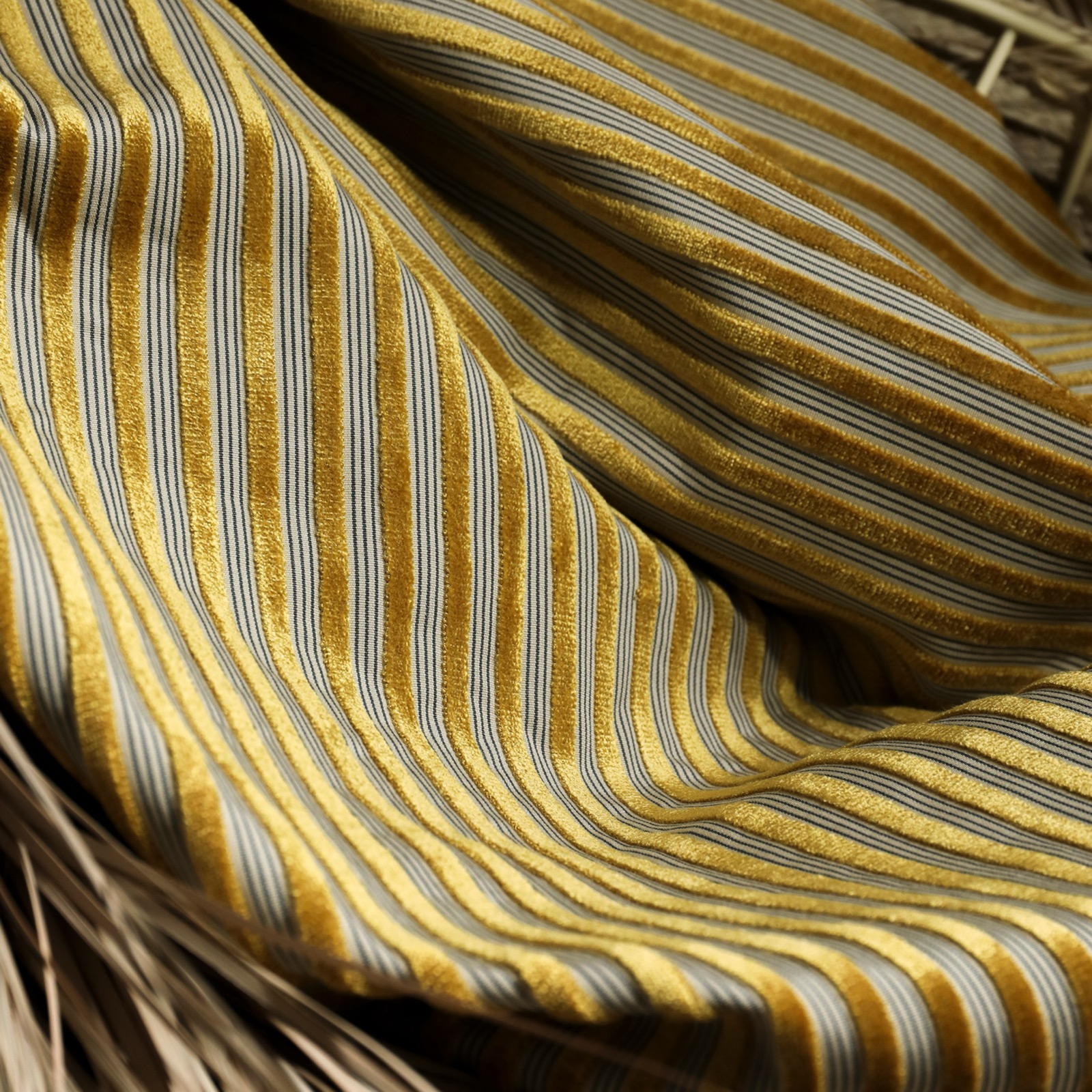 Французская ткань Nobilis, коллекция Manoir №2, артикул 11020.39 Французская ткань Nobilis, коллекция Manoir №2, артикул 11020.39