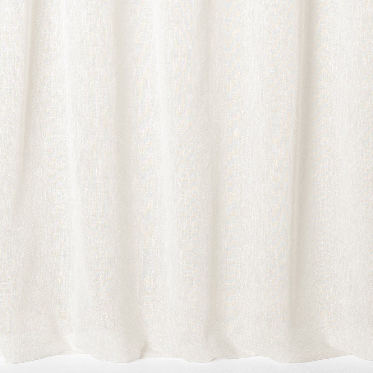 Французская ткань Nobilis, коллекция Voile Non Feu №2, артикул 11052.01 Французская ткань Nobilis, коллекция Voile Non Feu №2, артикул 11052.01