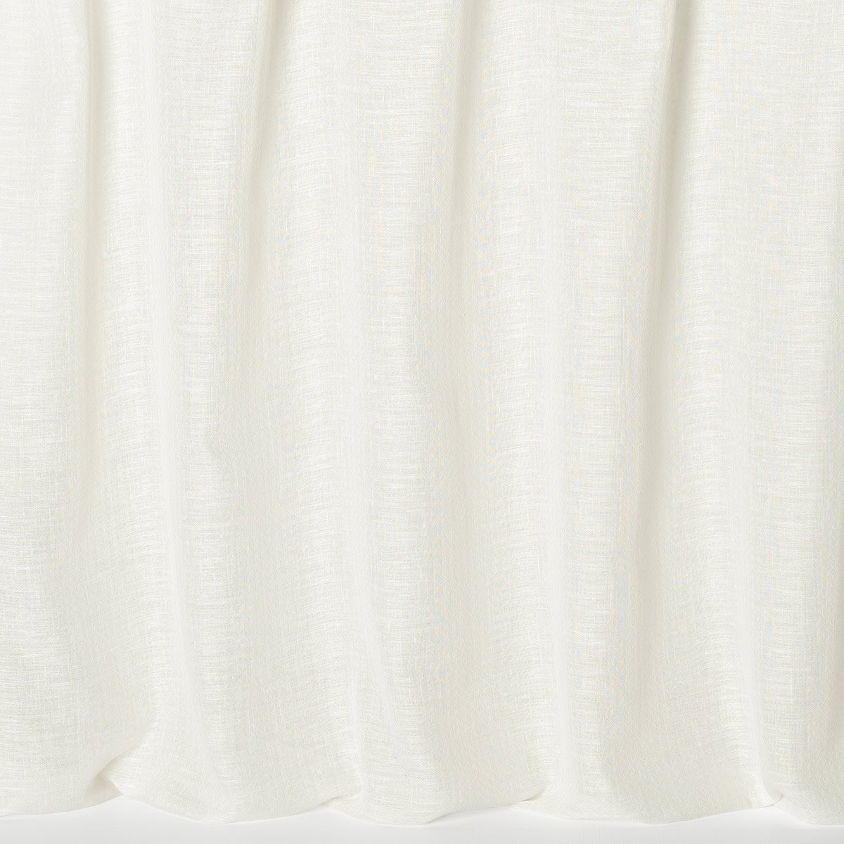 Французская ткань Nobilis, коллекция Voile Non Feu №2, артикул 11058.01 Французская ткань Nobilis, коллекция Voile Non Feu №2, артикул 11058.01