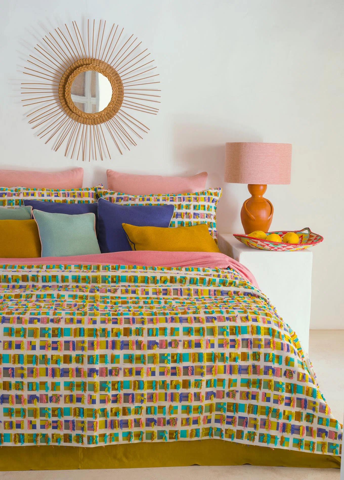 Французская ткань Pierre Frey, коллекция Iles Enchantees, артикул F3750001 Французская ткань Pierre Frey, коллекция Iles Enchantees, артикул F3750001