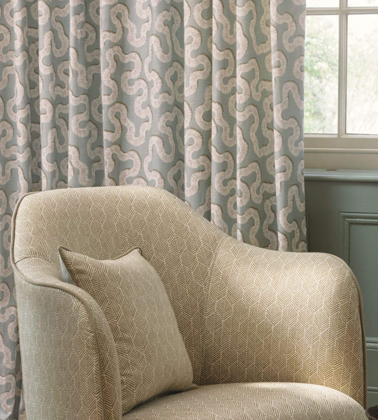 Английская ткань Romo, коллекция Aubin, артикул 8058/01 Английская ткань Romo, коллекция Aubin, артикул 8058/01